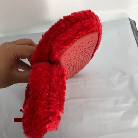 La Senza Red Snowflake Pattern Fuzzy Short Indoor Winter Christmas Slippers L/XL - Picture 7 of 13